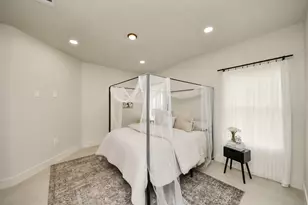 319 E Gulf St, Baytown, TX 77520 - Photo 25