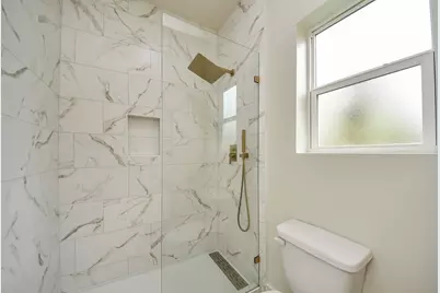 319 E Gulf Street, Baytown, TX 77520 - Photo 29