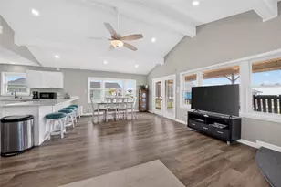 16713 Jamaica Beach Rd, Jamaica Beach, TX 77554 - Photo 3