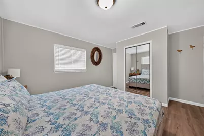 16713 Jamaica Beach Road, Jamaica Beach, TX 77554 - Photo 17