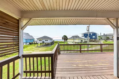 16713 Jamaica Beach Road, Jamaica Beach, TX 77554 - Photo 23