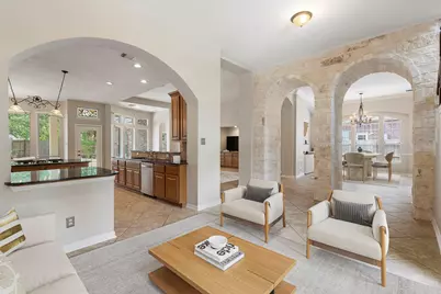 6 Hithervale Court, The Woodlands, TX 77382 - Photo 13