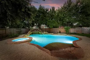 6 Hithervale Ct, The Woodlands, TX 77382 - Photo 3