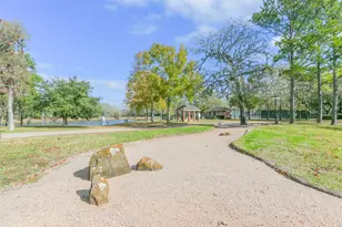 202 Victoria Way, Friendswood, TX 77546 - Photo 31