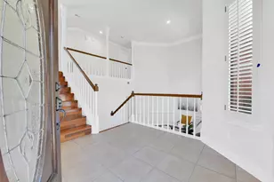 202 Victoria Way, Friendswood, TX 77546 - Photo 5