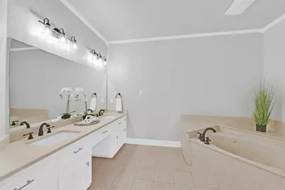 202 Victoria Way, Friendswood, TX 77546 - Photo 17