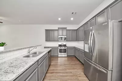 4423 Santorini Lane, Houston, TX 77045 - Photo 7