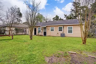 6713 Barney Rd, Houston, TX 77092 - Photo 11