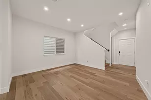 11812 Chanteloup Dr, Houston, TX 77047 - Photo 7