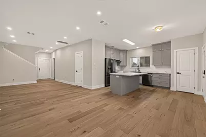 11812 Chanteloup Drive, Houston, TX 77047 - Photo 9