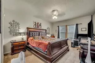 2201 Moonstone Ct, Texas City, TX 77591 - Photo 9