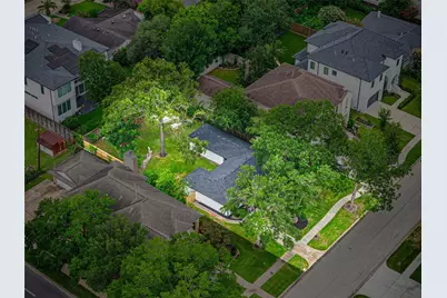 4626 Holly Street, Bellaire, TX 77401 - Photo 35