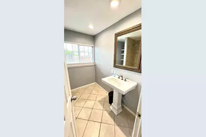 7518 Gracia Street, Houston, TX 77037 - Photo 21