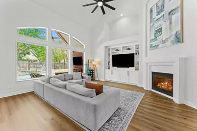 1627 Hill Spring Drive, Sugar Land, TX 77479 - Photo 5