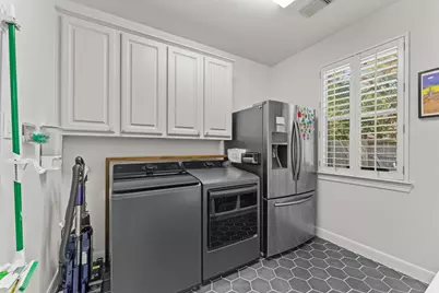 1627 Hill Spring Drive, Sugar Land, TX 77479 - Photo 45