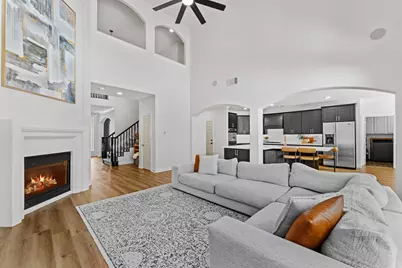 1627 Hill Spring Drive, Sugar Land, TX 77479 - Photo 7