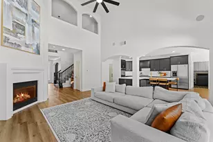 1627 Hill Spring Dr, Sugar Land, TX 77479 - Photo 7