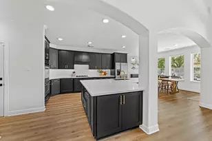 1627 Hill Spring Dr, Sugar Land, TX 77479 - Photo 11