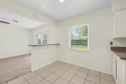 9315 Val Verde Street, Houston, TX 77063 - Photo 9