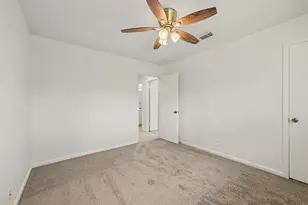 9315 Val Verde St, Houston, TX 77063 - Photo 13