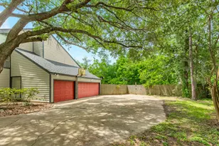 121 Catalpa St, Lake Jackson, TX 77566 - Photo 7