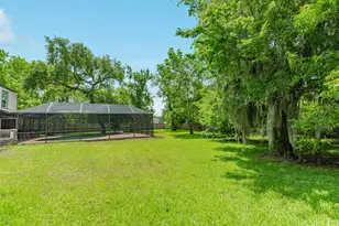 121 Catalpa St, Lake Jackson, TX 77566 - Photo 41