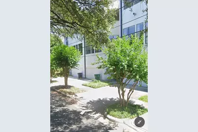 1221 Missouri Street #3, Houston, TX 77006 - Photo 3