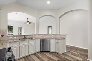 2419 Keegan Hollow Ln, Spring, TX 77386 - Photo 11