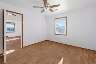 908 West Ln, Crystal Beach, TX 77650 - Photo 27