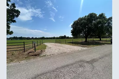 38785 Wiggins Road, Hempstead, TX 77445 - Photo 13