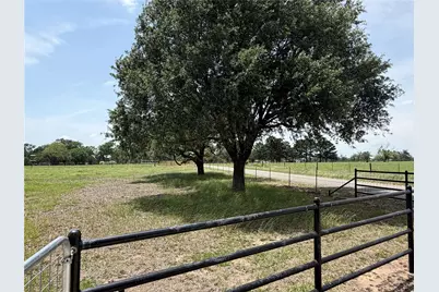 38785 Wiggins Road, Hempstead, TX 77445 - Photo 23