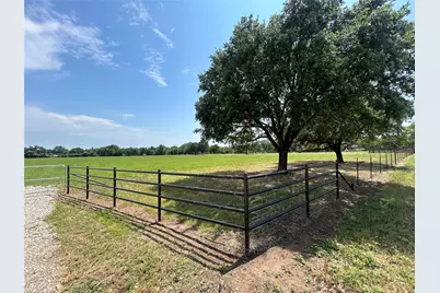 38785 Wiggins Road, Hempstead, TX 77445 - Photo 1
