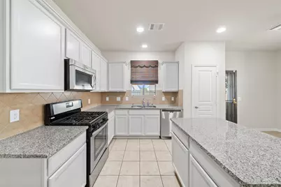 5711 Water Violet Lane, Richmond, TX 77407 - Photo 9