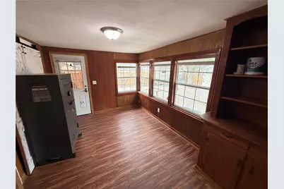 515 E Correll, El Campo, TX 77437 - Photo 19