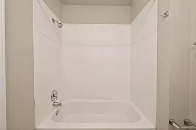 10 Ferguson Street, Baytown, TX 77520 - Photo 35