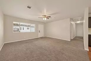 10 Ferguson St, Baytown, TX 77520 - Photo 7