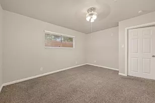 10 Ferguson St, Baytown, TX 77520 - Photo 25