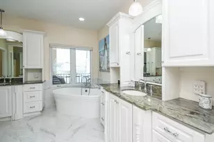 313 Harborside Cir, Kemah, TX 77565 - Photo 21