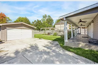 4431 N Roseneath Drive, Houston, TX 77021 - Photo 33