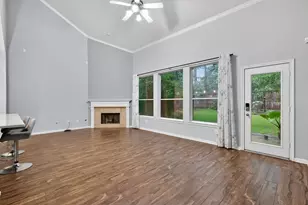 26 Ebony Oaks Pl, The Woodlands, TX 77382 - Photo 13