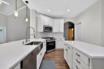 26 Ebony Oaks Place, The Woodlands, TX 77382 - Photo 7