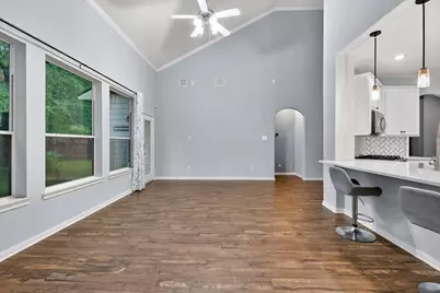 26 Ebony Oaks Place, The Woodlands, TX 77382 - Photo 15