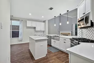 26 Ebony Oaks Pl, The Woodlands, TX 77382 - Photo 1