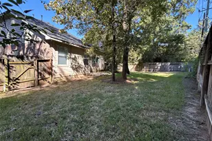 26 Ebony Oaks Pl, The Woodlands, TX 77382 - Photo 31