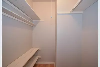 10711 Sharpview Drive, Houston, TX 77072 - Photo 23