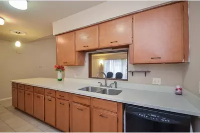 10711 Sharpview Drive, Houston, TX 77072 - Photo 11