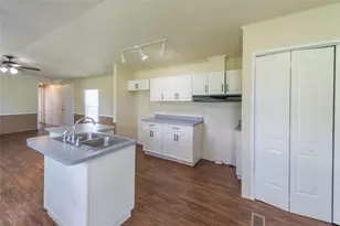 2592 Co Rd 152, Bedias, TX 77831 - Photo 11