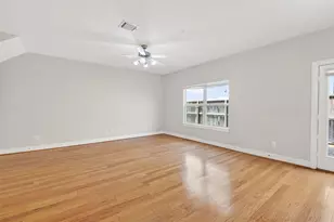 3718 Main Aspen Dr, Houston, TX 77025 - Photo 11