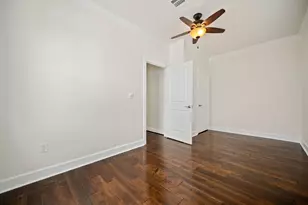 110 Kendall St, Houston, TX 77003 - Photo 29