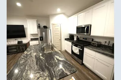 1044 Marina Bay Drive, Alvin, TX 77511 - Photo 5